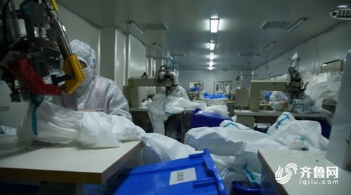 所有生產(chǎn)線滿負(fù)荷運(yùn)行 棗莊市中區(qū)這家企業(yè)已向武漢提供醫(yī)護(hù)用品近兩萬(wàn)套